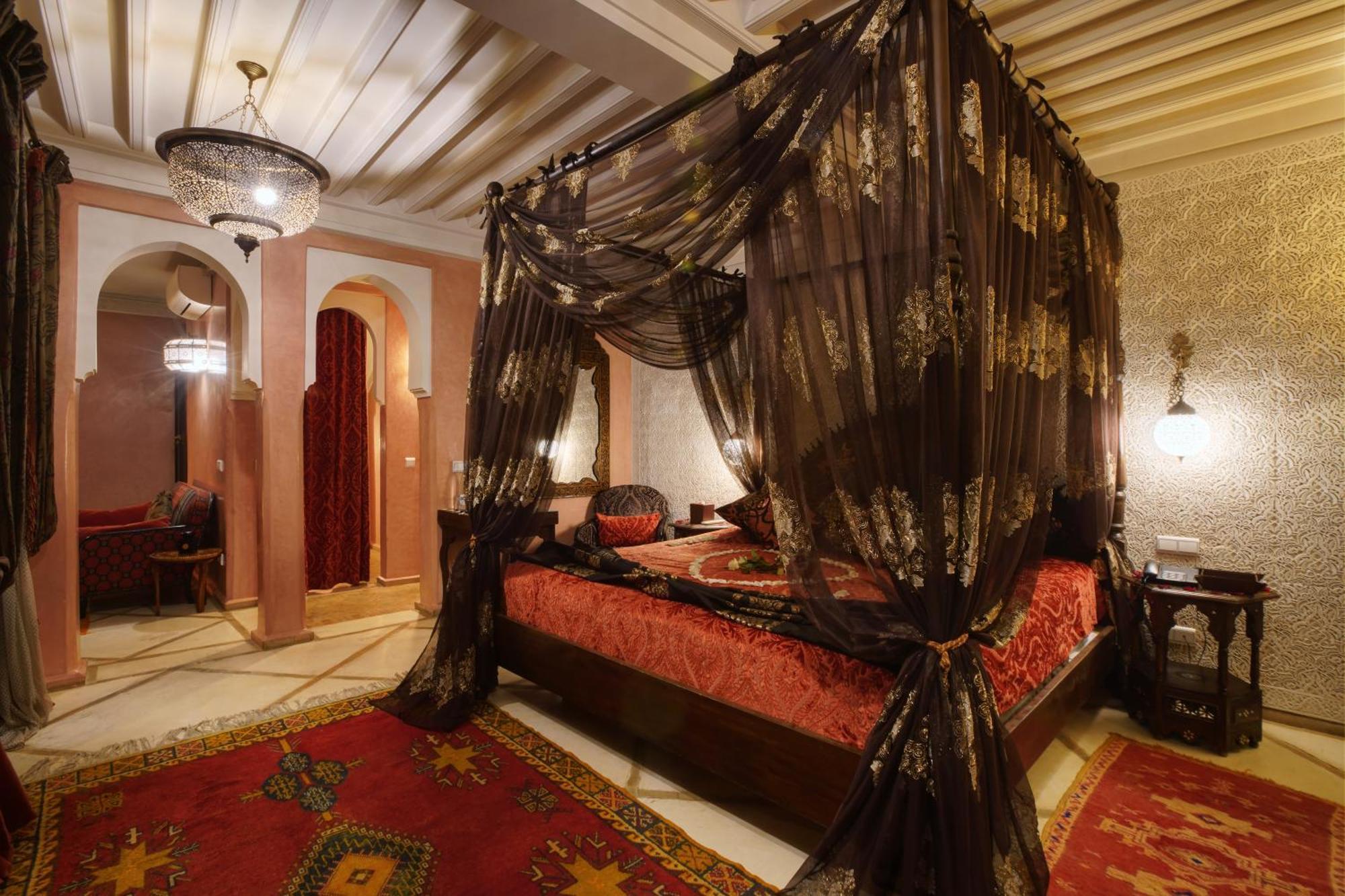 Imperial Suite,1638492921:JPEG